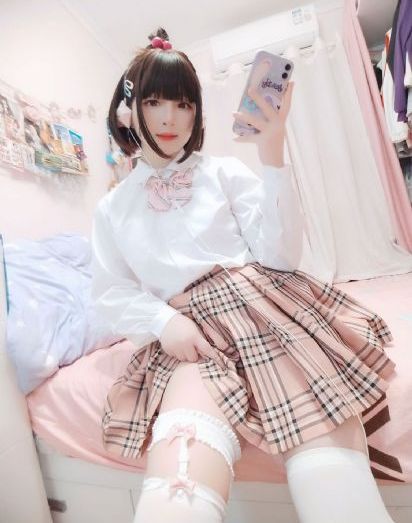 丰满少妇2中文在线_剧情片动漫免费观看