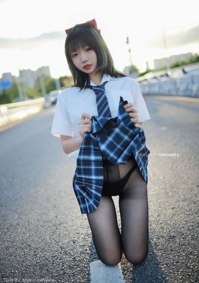 日本成本人三级在线观看2018_全集高清百度云未删减2020